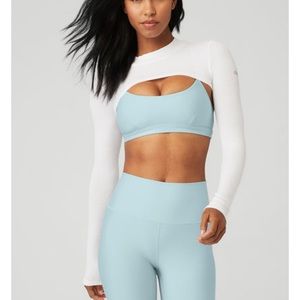 Alo Thrill Seeker Shrug